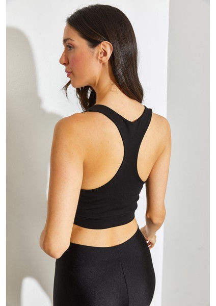 Kadın Sporcu Crop Atlet