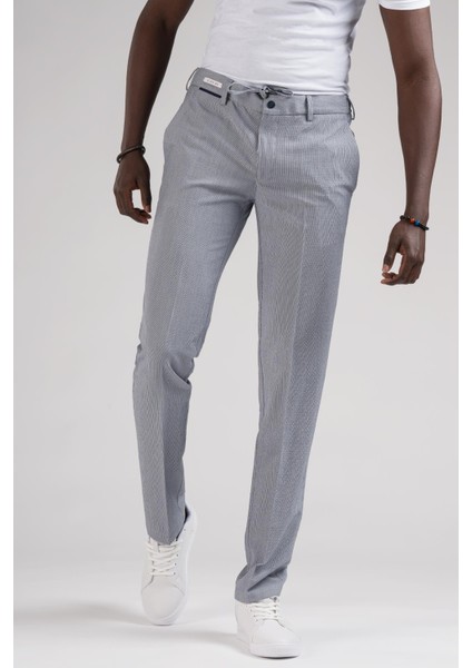 Slimfit Beli Yarım Lastikli ve Iplikli Ince Çizgili Yazlık Jogger Pantolon