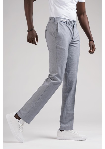 Slimfit Beli Yarım Lastikli ve Iplikli Ince Çizgili Yazlık Jogger Pantolon modelleri