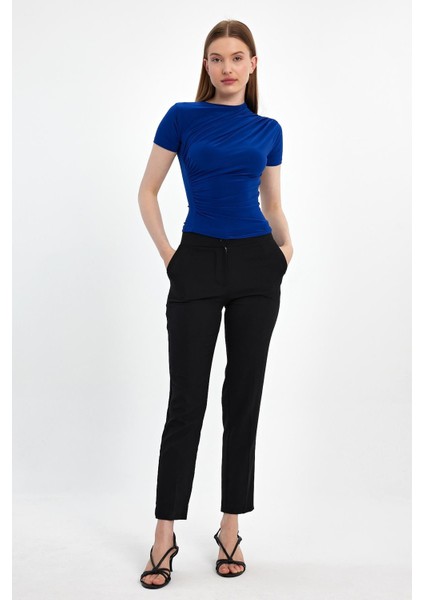 Büzgülü Kısa Kol Bluz