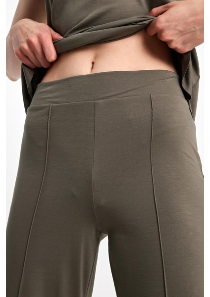 Kadın V Yaka Sıfır Kol İkili Takım Şık ve Rahat Tasarım İçin fırsatları