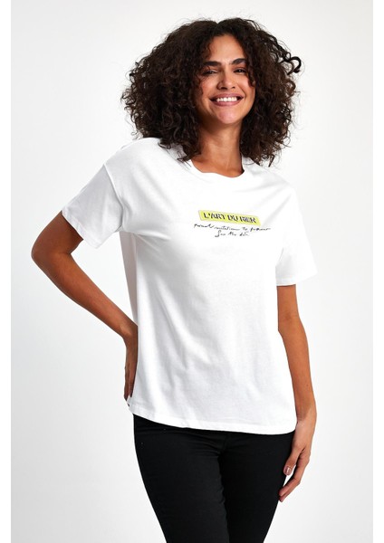 Kadın Beyaz T-Shirt modelleri