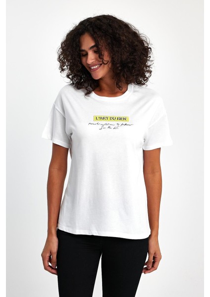 Kadın Beyaz T-Shirt fırsatları