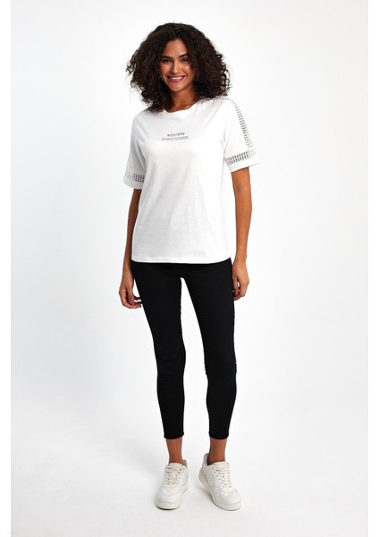 Kadın T-Shirt Kol Dantel Detay