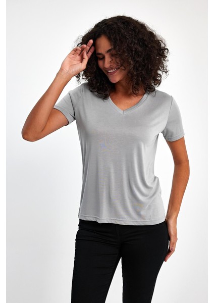 V Yaka Modal Tişört fırsatları