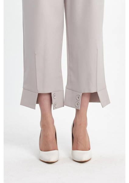 Paçası Düğmeli Pantolon fırsatları