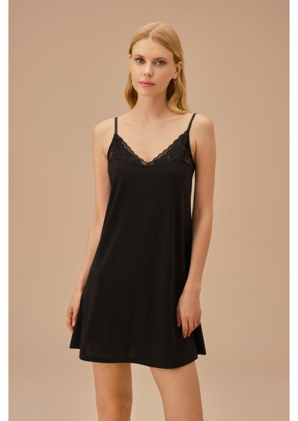 Charm Gecelik Kadınlar İçin Dantel Detaylı Polyamid Elastan Malzeme fiyatları