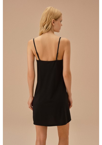 Charm Gecelik Kadınlar İçin Dantel Detaylı Polyamid Elastan Malzeme fırsatları