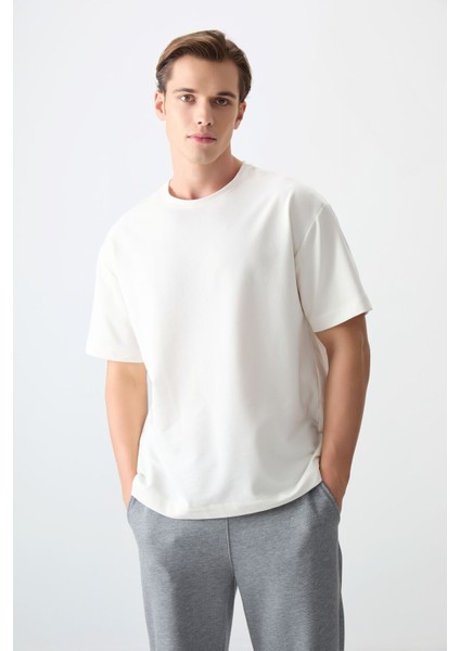Ekru Pamuklu Kalın Yumuşak Dokulu Oversize Fit Basic Erkek T-Shirt - 88377