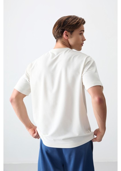 Ekru Pamuklu Kalın Yumuşak Dokulu Oversize Fit Baskılı Erkek T-Shirt - 88373