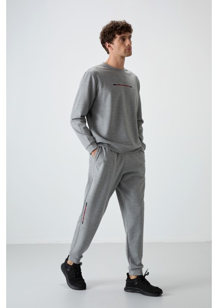 Gri Melanj Pamuklu Kalın Yumuşak Dokulu Comfort Fit Baskılı Erkek Eşofman Takım - 85239