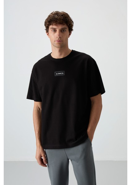 Siyah Pamuklu Kalın Yüzeyi Dokulu Oversize Fit Baskılı Erkek T-Shirt - 88367