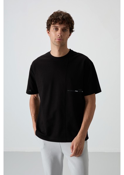 Siyah Pamuklu Kalın Yüzeyi Dokulu Oversize Fit Baskılı Erkek T-Shirt - 88370