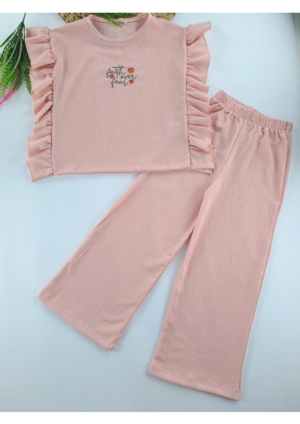 Kız Çocuk Yazlık Pantolon Tişort Ikili Takım Su Yeşili ve Somon Pembe Renk Seçenekleri Göğüs Nakış