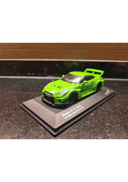 1/43 Nissan Skyline Gt-R Liberty Walk Bodykit