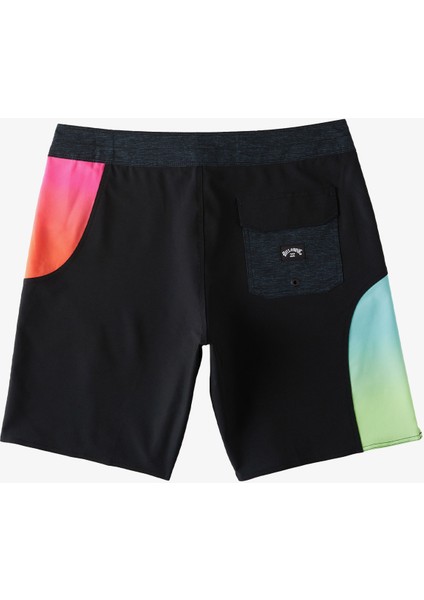 Cylinders Pro 19 Erkek Siyah Mayoşort.blk fırsatları