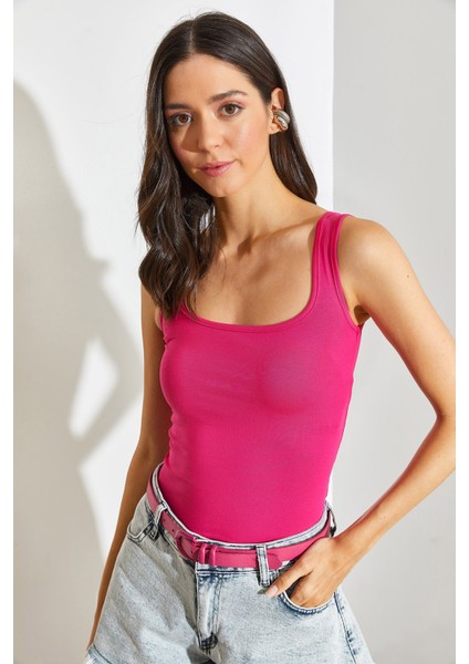 Kadın Kare Yaka Kalın Askılı Atlet modelleri