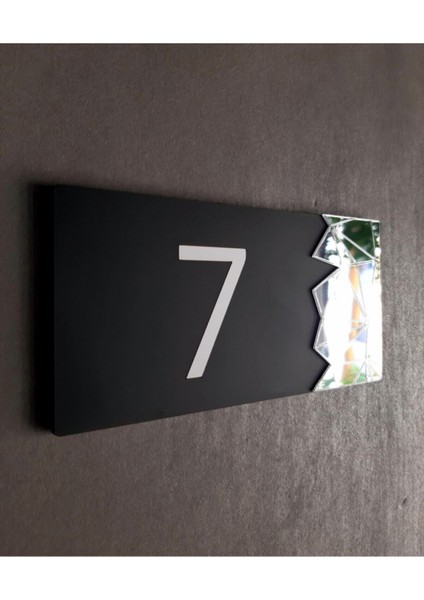 Mirror Series Kapı Numarası fiyatları