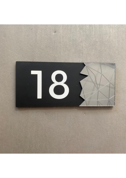 Füme Aynalı Kapı Numarası 18