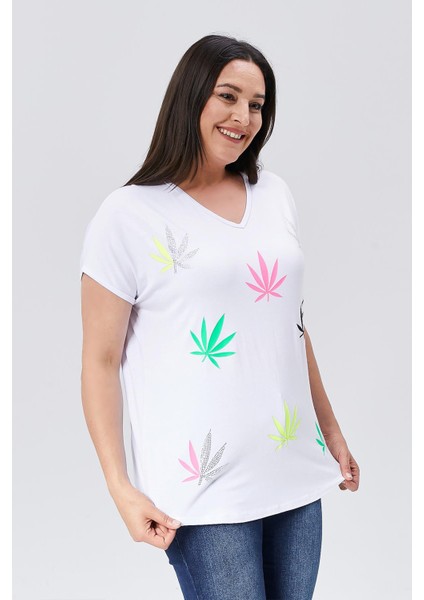 Kadın Büyük Beden Neon Taş Baskılı Beyaz Bluz indirimleri