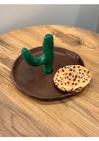 Iki Cadı Tasarım, El Yapımı Seramik Kahverengi Kaktüs Tabak