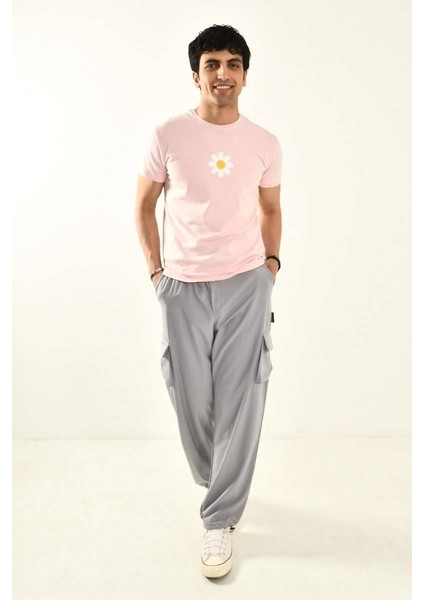 Pembe Papatya Nakış Detaylı Bisiklet Yaka T Shirt indirimleri