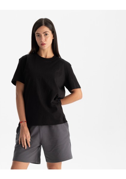 Kadın Siyah Relax Fit Bisiklet Yaka %100 Organik Pamuk T-Shirt