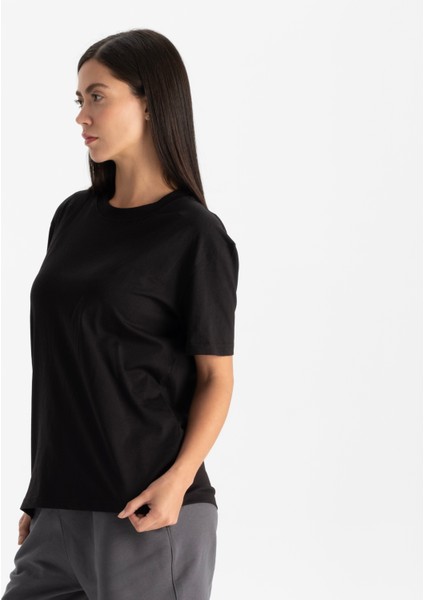 Kadın Siyah Relax Fit Bisiklet Yaka %100 Organik Pamuk T-Shirt fiyatları