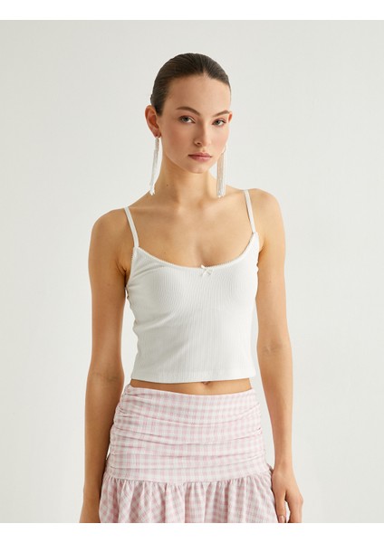 Ince Askılı Basic Atlet Ribanalı Fiyonk Detaylı Viskoz Kumaş modelleri