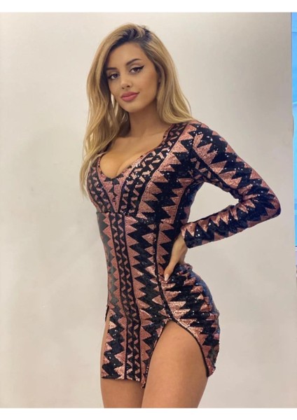 Siyah Gold Etnik Desenli Yırtmaçlı Mini Elbise