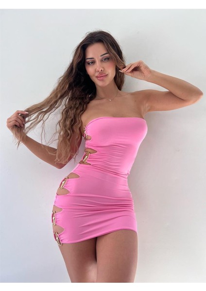 Pembe Mikro Kumaş Straplez Toka Detaylı Tasarım Elbise