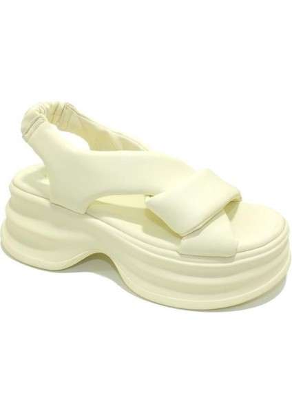 24K420-1 Kadın Sandalet Bej -36-40