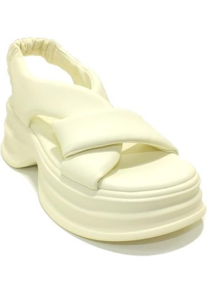 24K420-1 Kadın Sandalet Bej -36-40