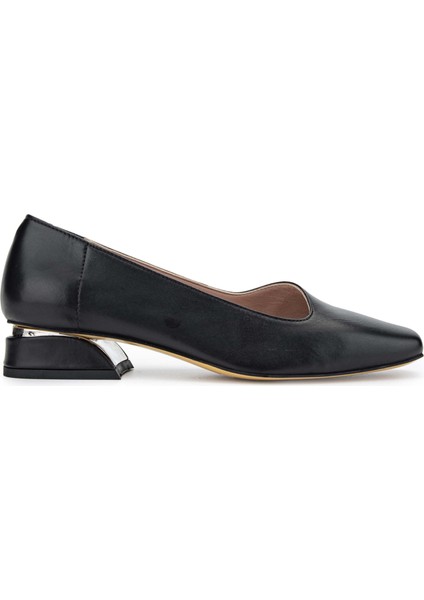 Kadın Deri Siyah Deri Topuklu Ayakkabı 923 01 Bn Ayk Y24 Sıyah Dr