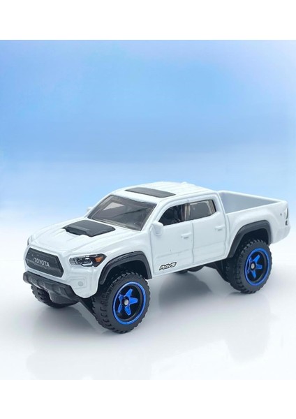Tekli Arabalar 20 Toyota Tacoma HKG75
