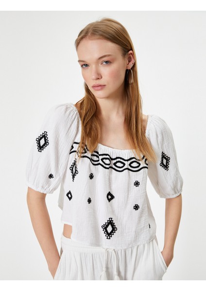 Balon Kol Bluz Crop Kısa Kollu Nakışlı U Yaka