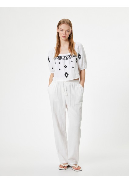 Balon Kol Bluz Crop Kısa Kollu Nakışlı U Yaka fiyatları