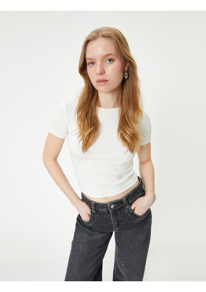 Basic T-Shirt Bisiklet Yaka Kısa Kollu