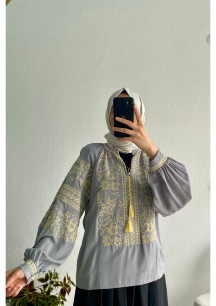 Sarı Nakış Işlemeli Bluz fiyatları