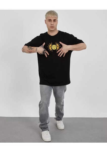 Bisiklet Yaka Baskılı Oversize T-Shirt - Siyah
