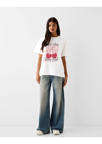 Love You Chery Much Yazılı Kiraz Baskılı Beyaz Kadın T-Shirt