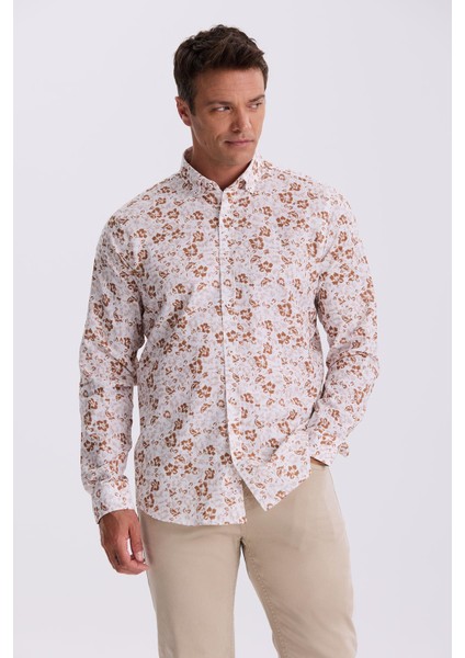 Kahve Çiçek Desenli Yaka Düğmeli Comfort Fit Gömlek