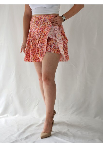 Kadın Turuncu Çiçek Desenli Korsaj Kemer Şortlu Çan Etek modelleri