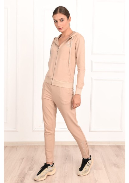 Kadın M Harf Baskılı Eşofman Takımı 3429-23 modelleri