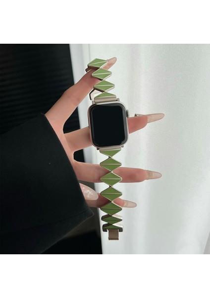 Apple Watch Series 9 8 7 41MM / 6 5 4 40MM Çinko Alaşımlı Epoksi Kayış (Yurt Dışından)