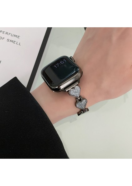 Apple Watch Ultra 2 49MM / Series 9 8 7 45MM / 6 5 4 44MM Kalp Tasarımlı Kayış (Yurt Dışından)