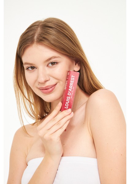 Vişne Aromalı Dudak Dolgunlaştırıcı ve Parlatıcı Lip Gloss