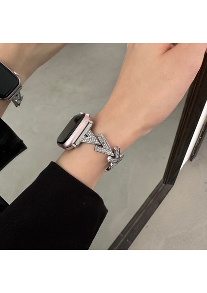 Apple Watch Series 9 8 7 41MM / 6 5 4 40MM Çinko Alaşımlı Saat Bandı (Yurt Dışından) fırsatları