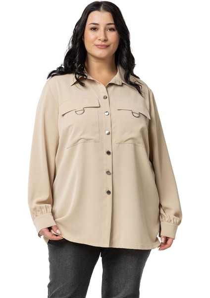 Büyük Beden D Toka Detaylı Cepli Manşetli Bej Rengi Gömlek