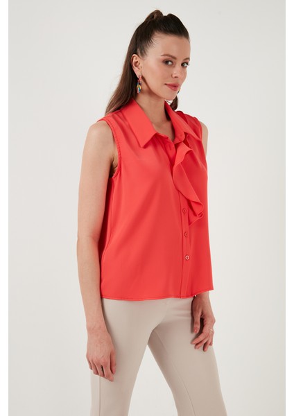 Yakası Volanlı Regular Fit Kolsuz Gömlek Bayan Gömlek 611GO0110